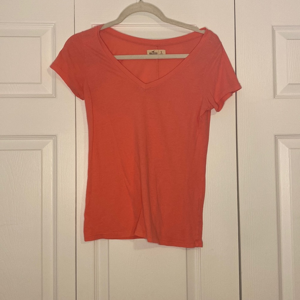 Hollister v neck